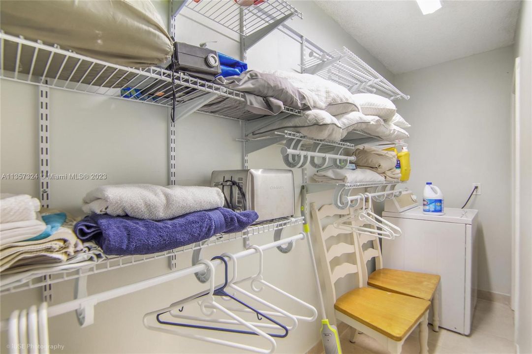 最近售出: $129,000 (1 贝兹, 1 浴室, 775 平方英尺)