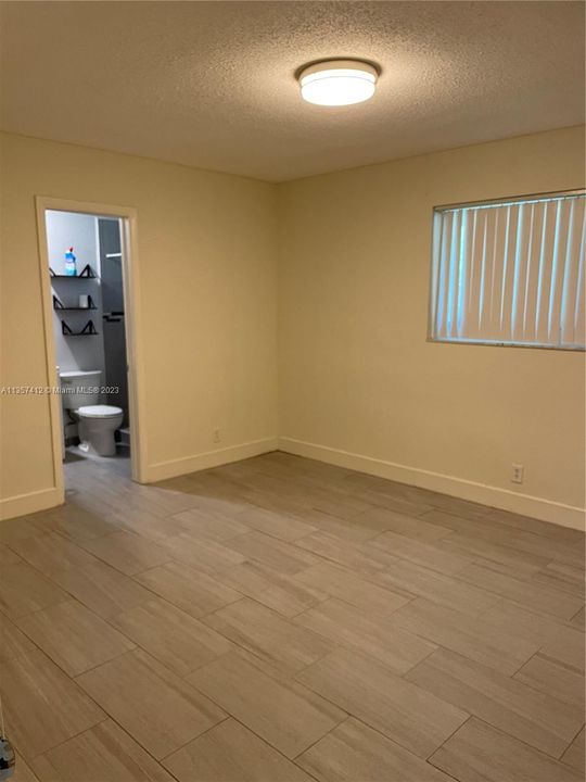 Recently Rented: $2,050 (2 beds, 2 baths, 990 Square Feet)