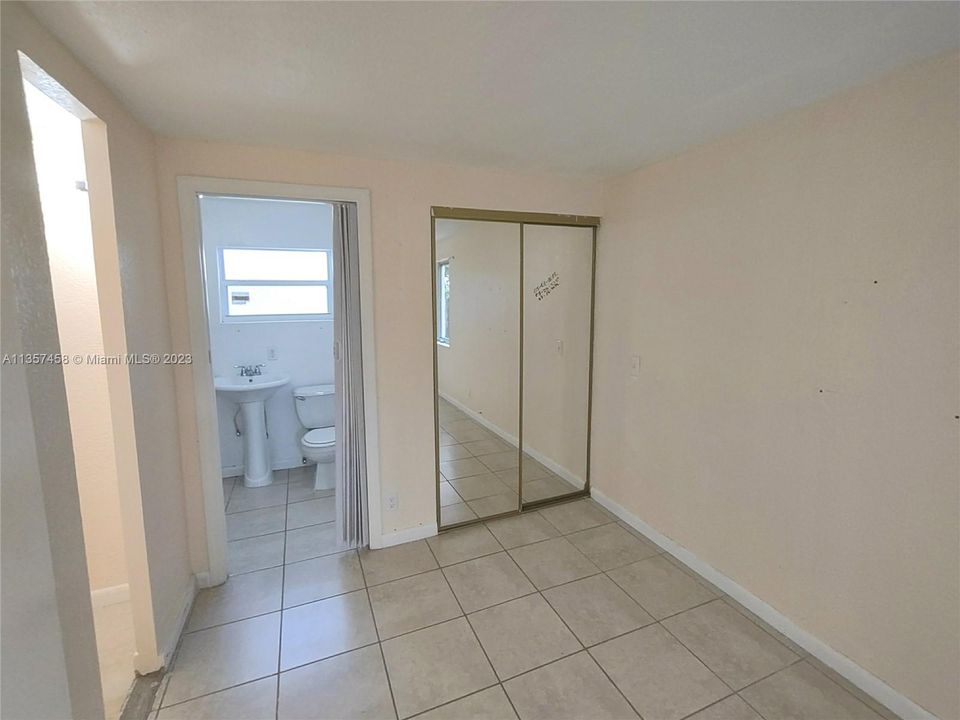 最近租的: $2,500 (3 贝兹, 2 浴室, 1696 平方英尺)