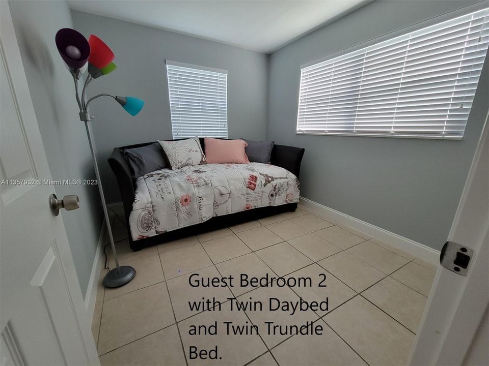 For Rent: $2,800 (3 beds, 2 baths, 1134 Square Feet)