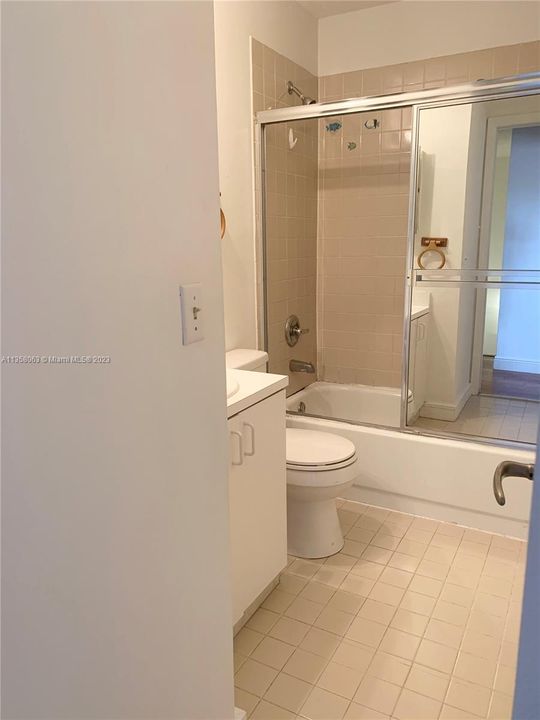 最近租的: $2,950 (3 贝兹, 2 浴室, 1150 平方英尺)