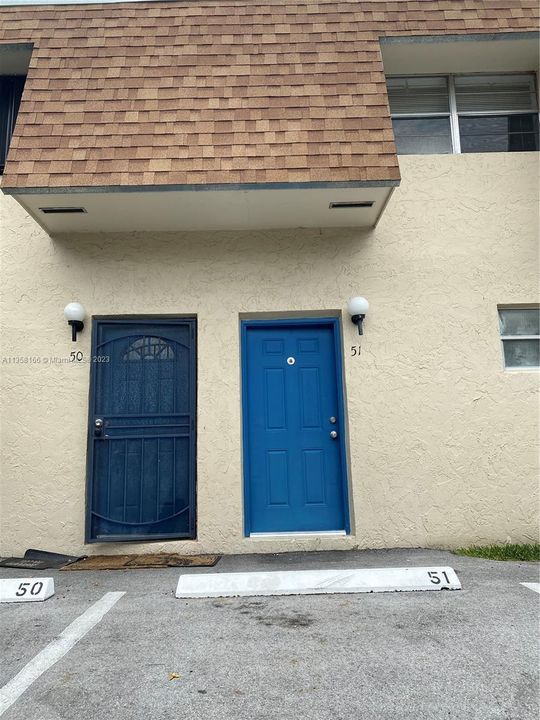 Recently Rented: $2,150 (2 beds, 1 baths, 1110 Square Feet)