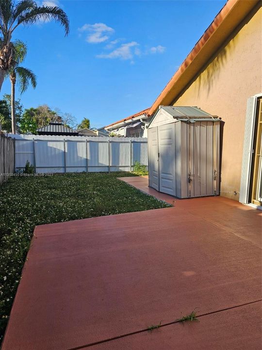 Recently Sold: $548,000 (3 beds, 2 baths, 1471 Square Feet)