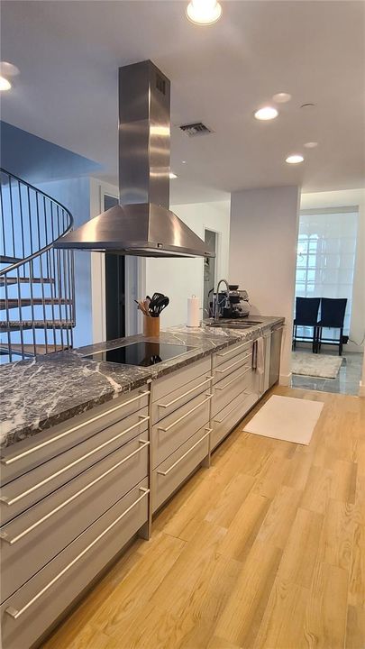 For Sale: $3,449,900 (2 beds, 3 baths, 2149 Square Feet)