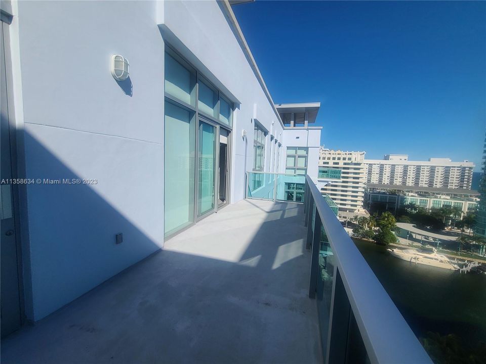 For Sale: $3,449,900 (2 beds, 3 baths, 2149 Square Feet)