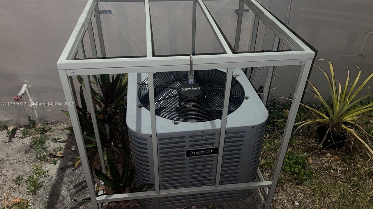 Недавно продано: $499,000 (3 спален, 2 ванн, 1816 Квадратных фут)