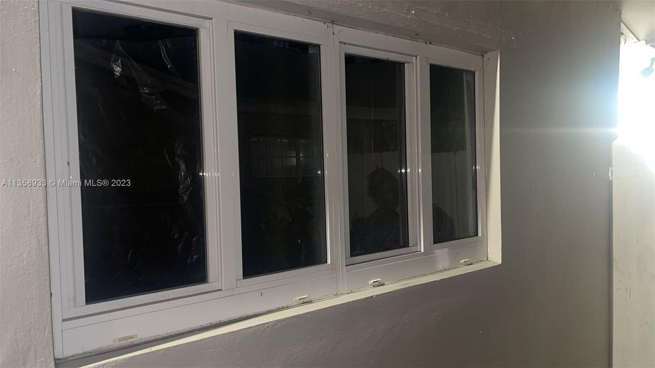 Недавно продано: $499,000 (3 спален, 2 ванн, 1816 Квадратных фут)