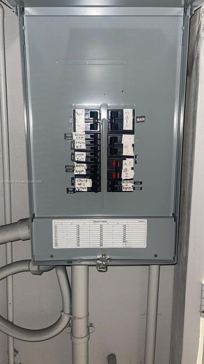 Недавно продано: $499,000 (3 спален, 2 ванн, 1816 Квадратных фут)