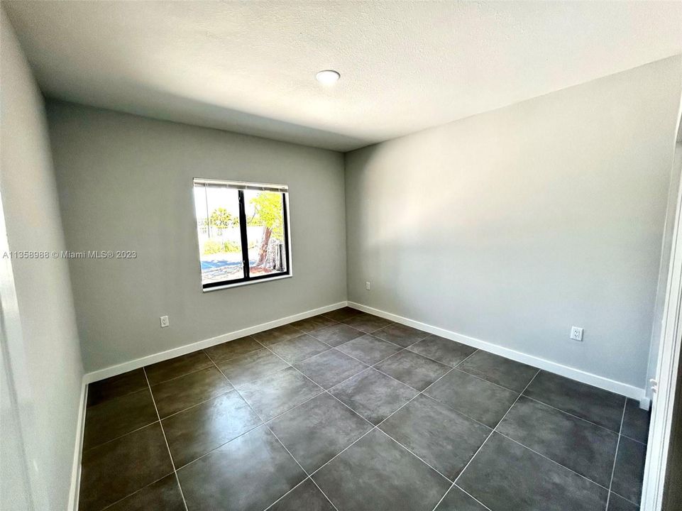 Recently Rented: $3,400 (3 beds, 2 baths, 0 Square Feet)