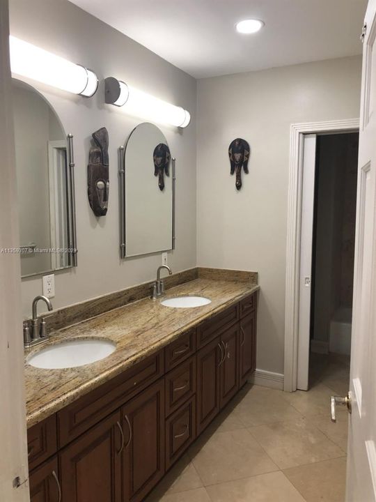 Recently Rented: $5,250 (4 beds, 3 baths, 3620 Square Feet)