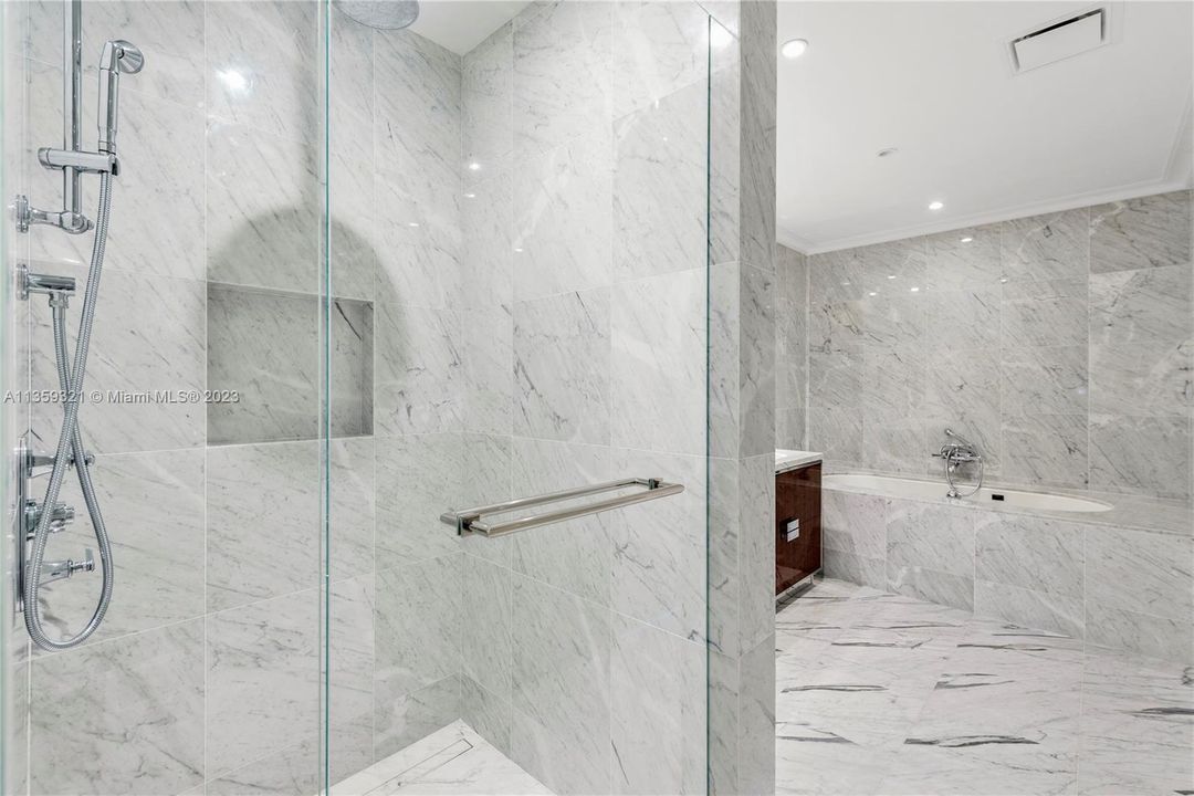 最近租的: $30,000 (4 贝兹, 5 浴室, 3204 平方英尺)