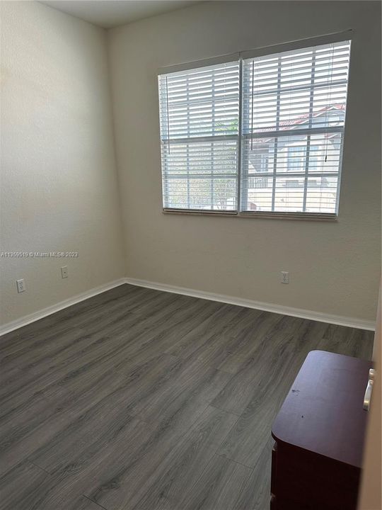 Recently Rented: $2,550 (2 beds, 2 baths, 1036 Square Feet)