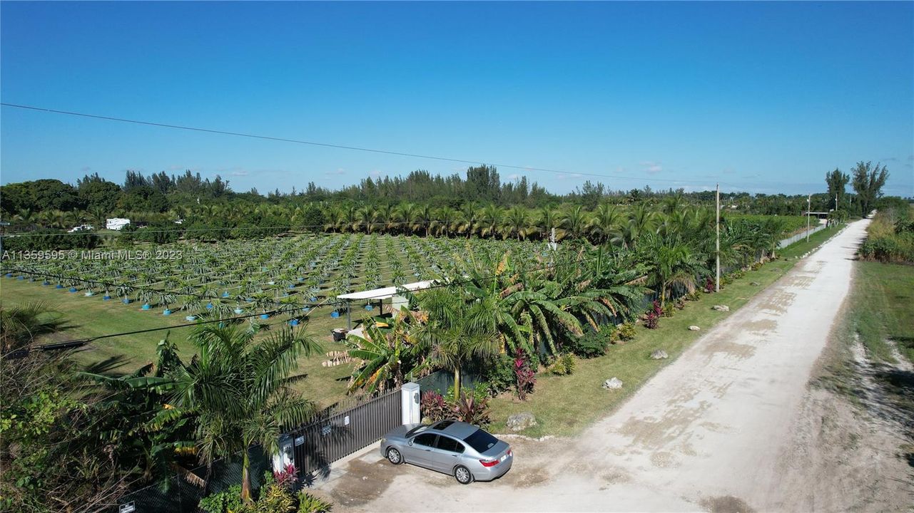 Vendido Recientemente: $650,000 (4.50 acres)