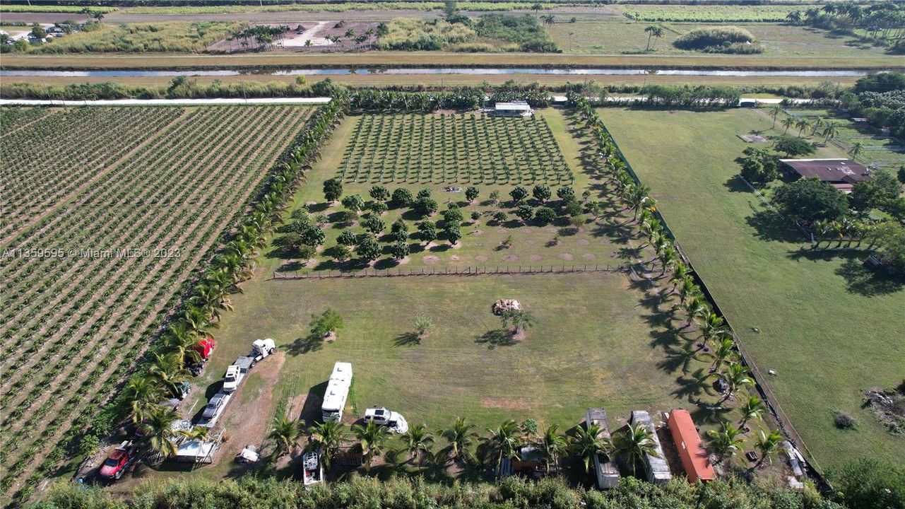 Vendido Recientemente: $650,000 (4.50 acres)