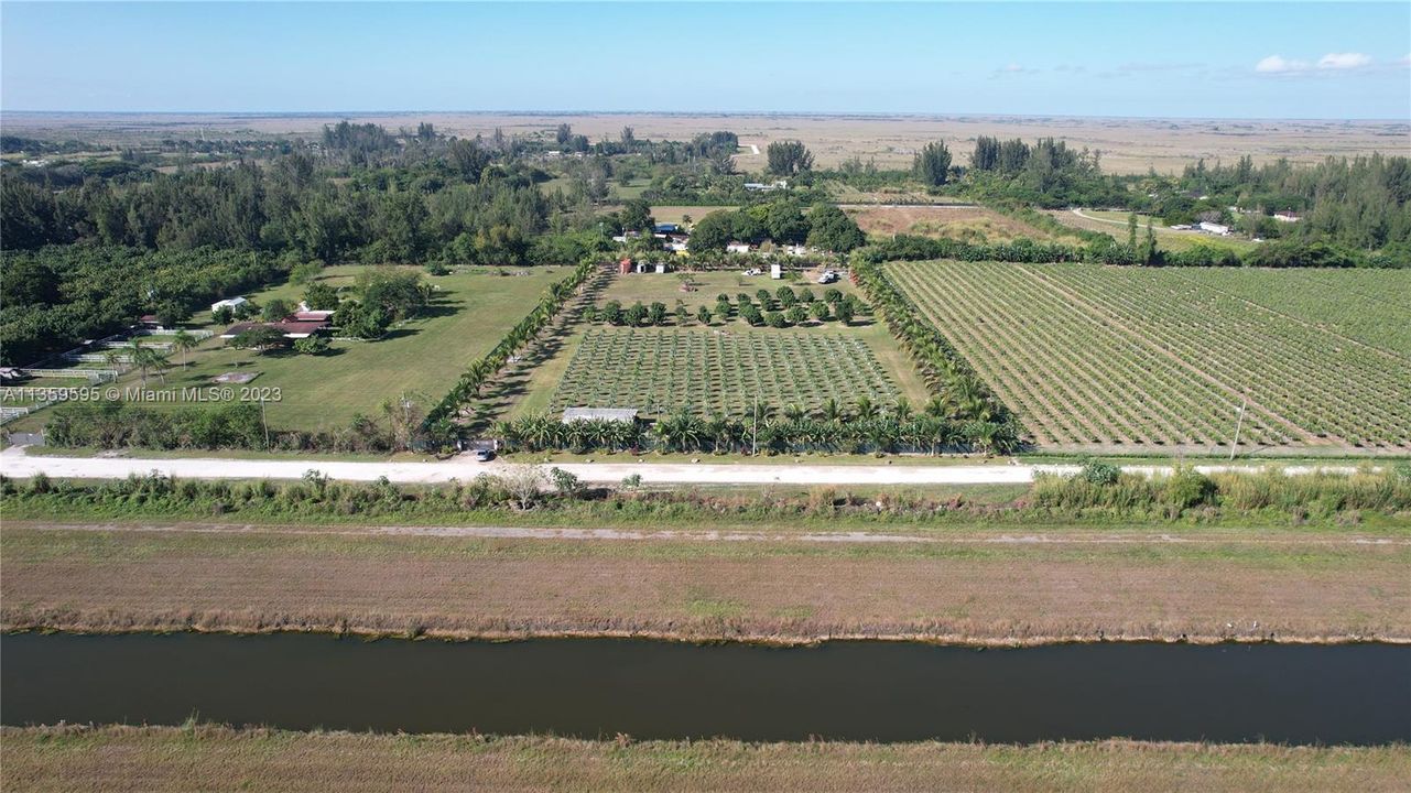 Vendido Recientemente: $650,000 (4.50 acres)