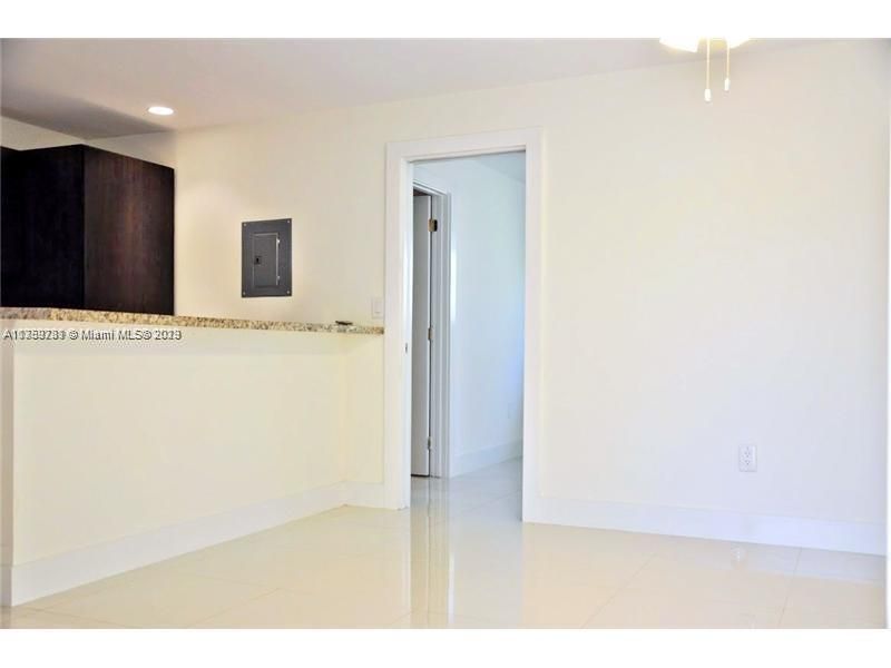 Recently Sold: $255,000 (1 beds, 1 baths, 507 Square Feet)