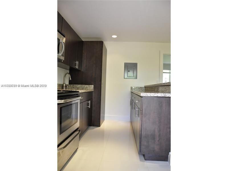 Recently Sold: $255,000 (1 beds, 1 baths, 507 Square Feet)