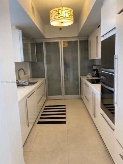 Recently Rented: $9,500 (2 beds, 2 baths, 1536 Square Feet)