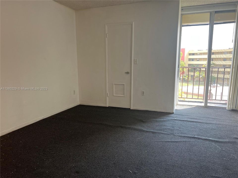 Recently Rented: $2,500 (2 beds, 2 baths, 1113 Square Feet)