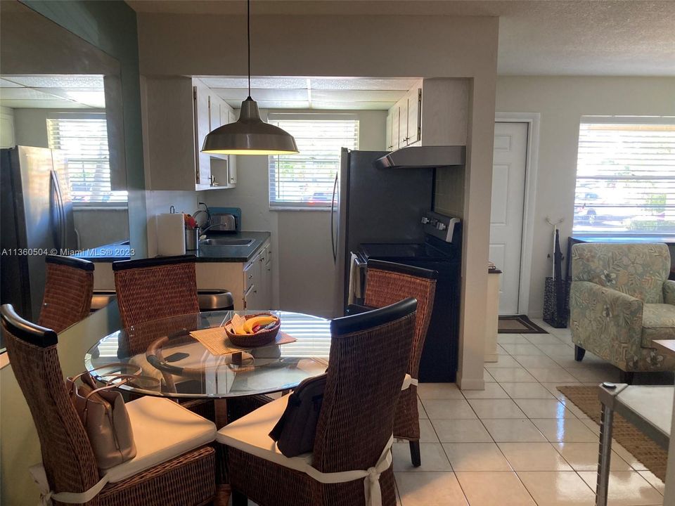 Recently Sold: $113,000 (1 beds, 1 baths, 510 Square Feet)