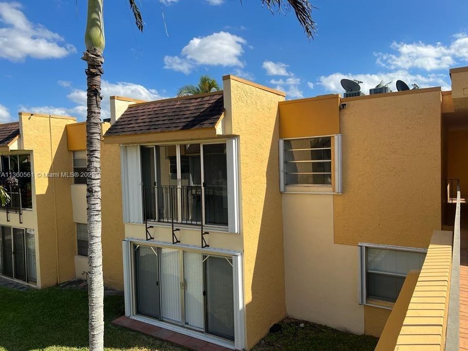 Rear View of Unit