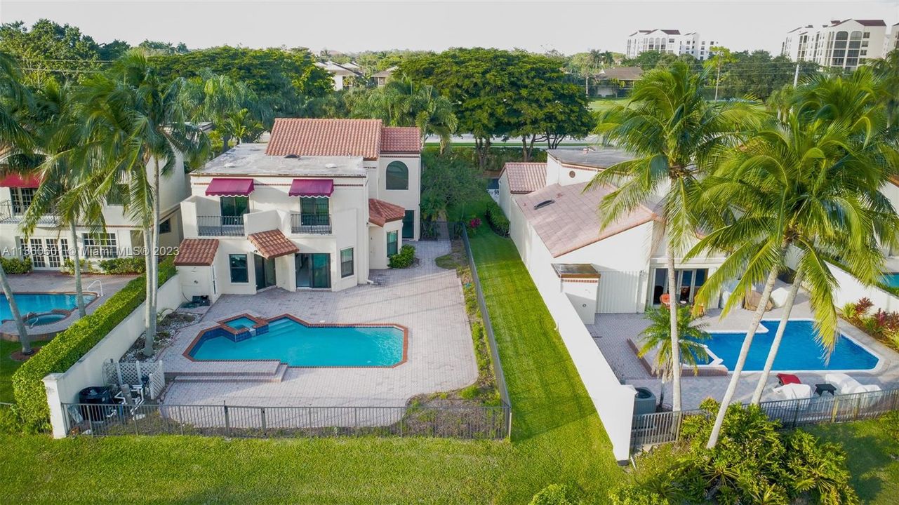 Vendido Recientemente: $1,450,000 (4 camas, 2 baños, 2962 Pies cuadrados)