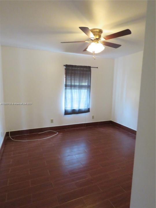 Recently Rented: $2,800 (2 beds, 2 baths, 1440 Square Feet)