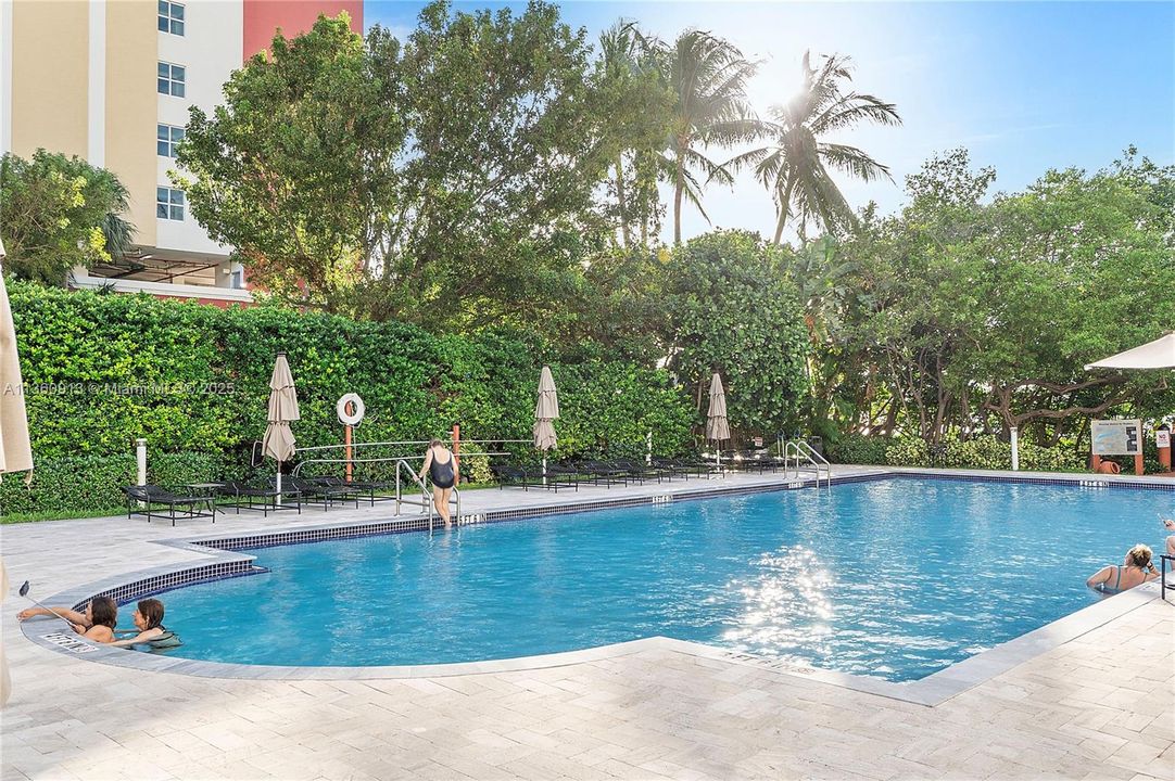 For Rent: $5,500 (2 beds, 2 baths, 1310 Square Feet)