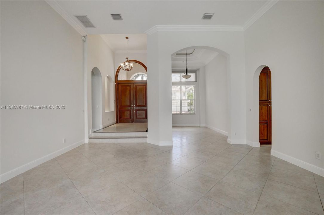 Недавно арендовано: $12,000 (5 спален, 4 ванн, 0 Квадратных фут)