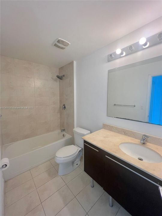 Recently Sold: $397,000 (0 beds, 1 baths, 594 Square Feet)