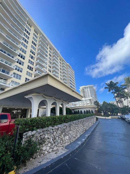 Recently Sold: $490,000 (2 beds, 2 baths, 1190 Square Feet)