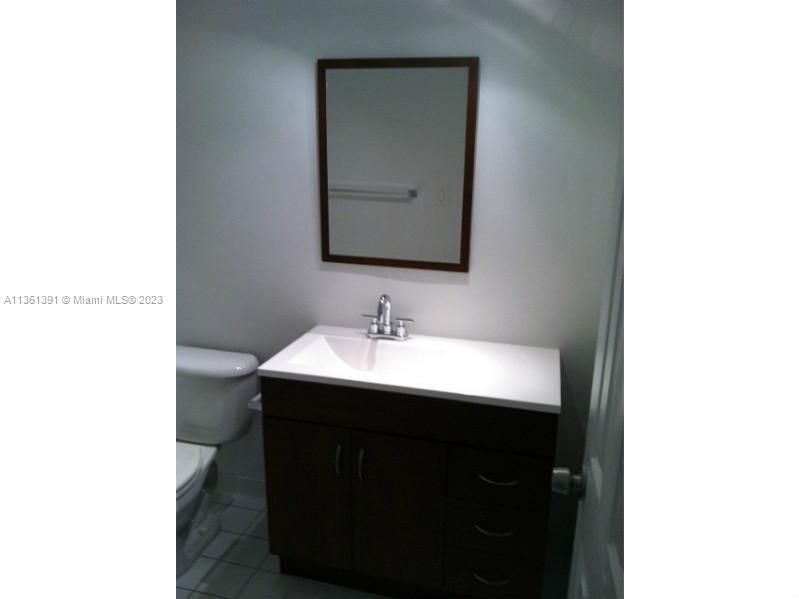 最近售出: $490,000 (2 贝兹, 2 浴室, 1190 平方英尺)
