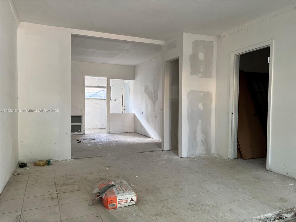 Vendido Recientemente: $309,900 (0.12 acres)