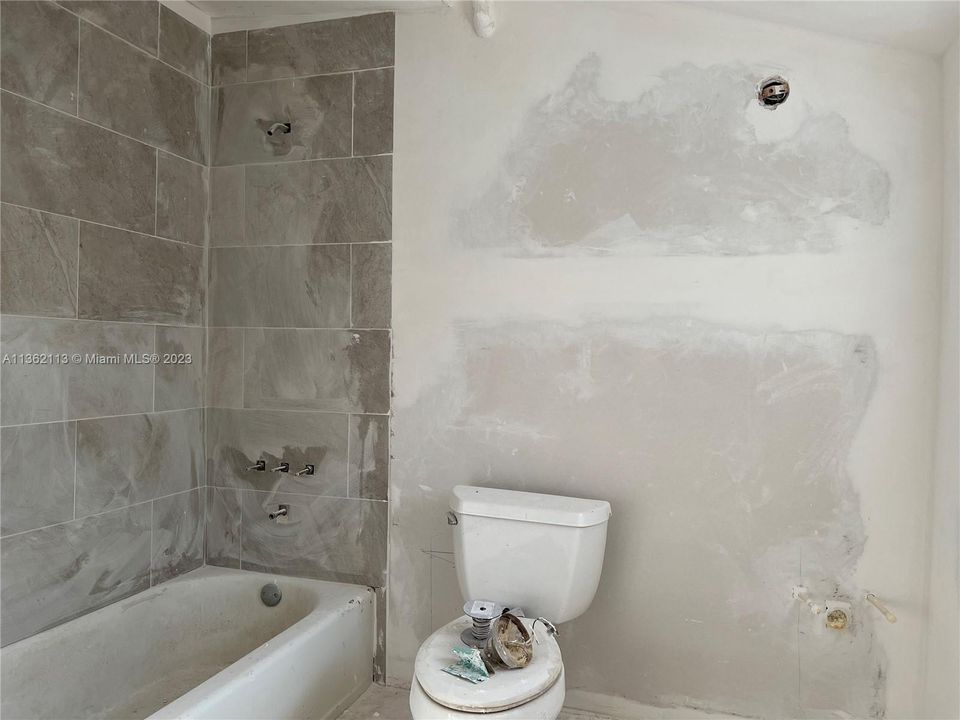 Vendido Recientemente: $309,900 (0.12 acres)