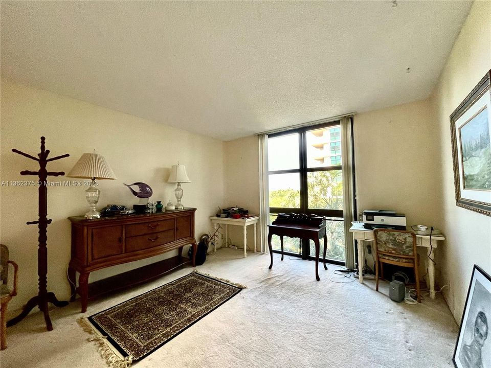 Recently Sold: $1,200,000 (2 beds, 2 baths, 1782 Square Feet)