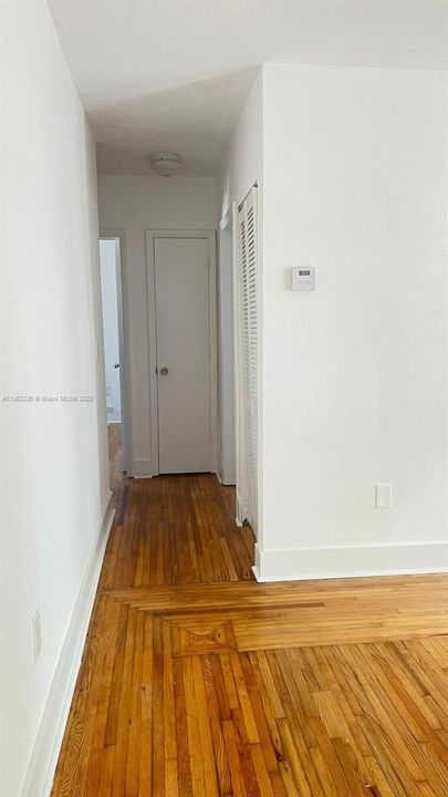 hallway to bedrooms