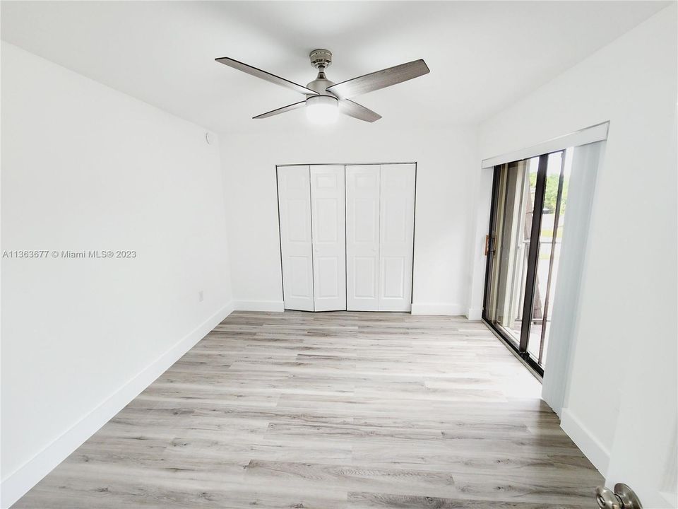 Recently Sold: $334,500 (2 beds, 2 baths, 1236 Square Feet)