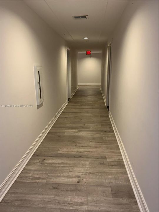 最近租的: $2,300 (1 贝兹, 1 浴室, 756 平方英尺)