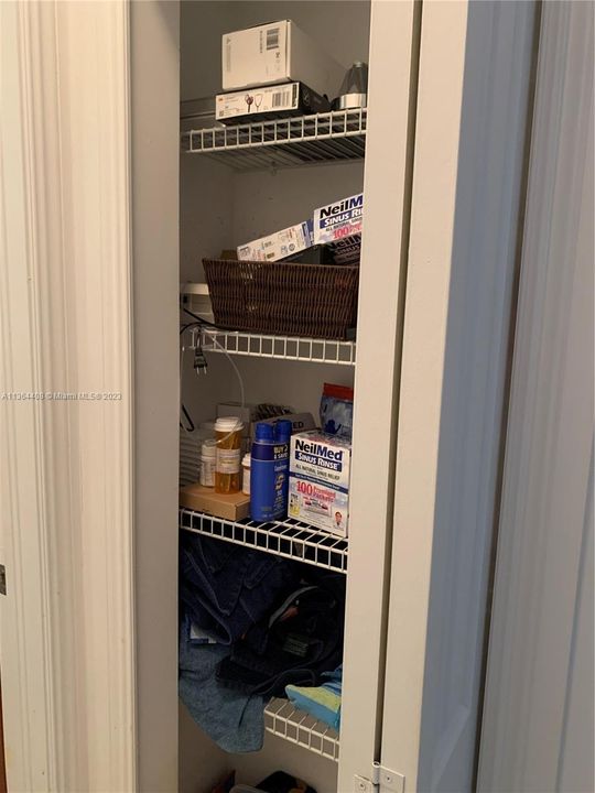 最近租的: $2,300 (1 贝兹, 1 浴室, 756 平方英尺)