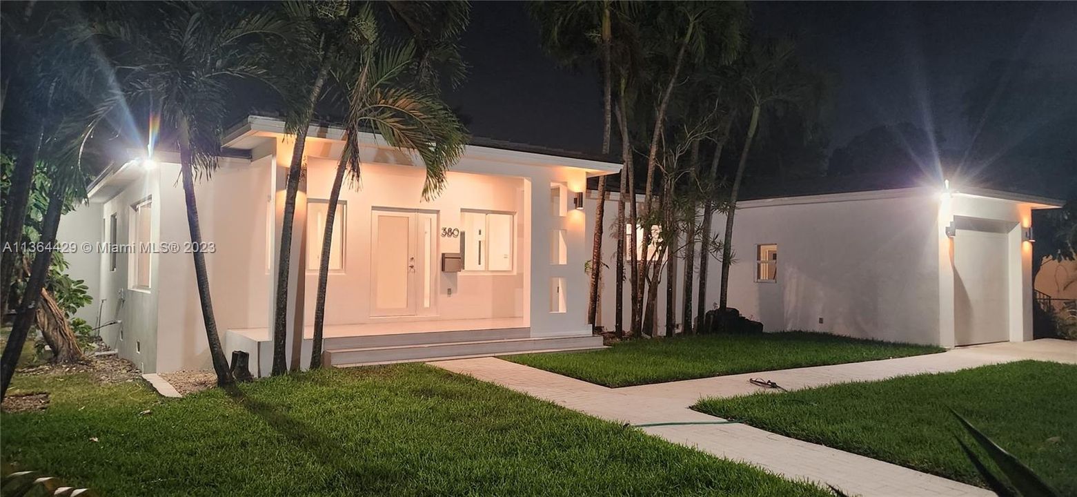 Recently Sold: $1,200,000 (4 beds, 3 baths, 0 Square Feet)