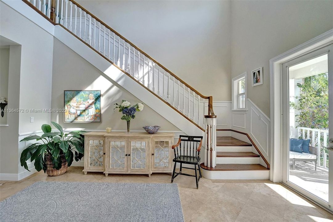 Recently Sold: $4,495,000 (7 beds, 6 baths, 3991 Square Feet)