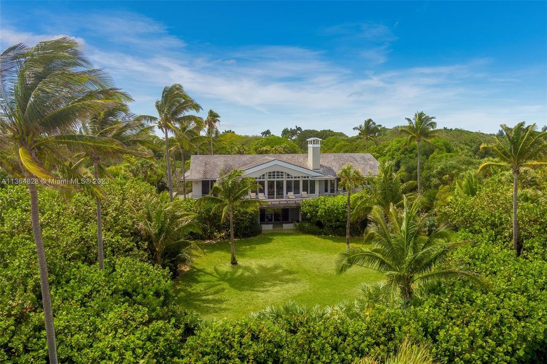 Recently Sold: $14,999,999 (8 beds, 7 baths, 7205 Square Feet)