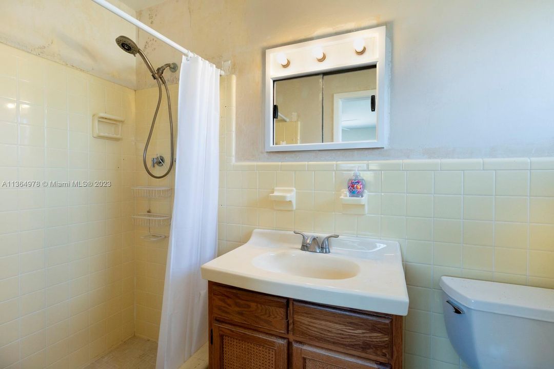 最近租的: $3,800 (3 贝兹, 2 浴室, 1523 平方英尺)