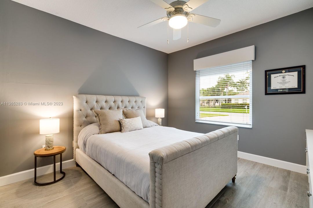 Vendido Recientemente: $1,350,000 (4 camas, 3 baños, 2889 Pies cuadrados)