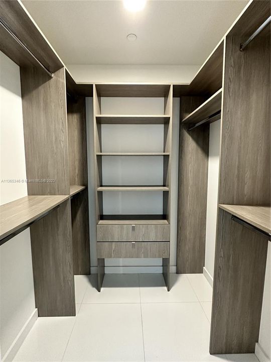 Recientemente alquilado: $4,600 (1 camas, 2 baños, 1185 Pies cuadrados)