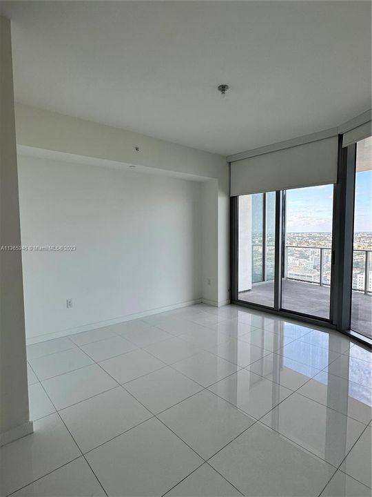 Recientemente alquilado: $4,600 (1 camas, 2 baños, 1185 Pies cuadrados)