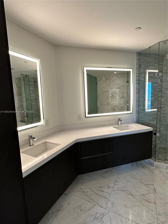 Recientemente alquilado: $4,600 (1 camas, 2 baños, 1185 Pies cuadrados)