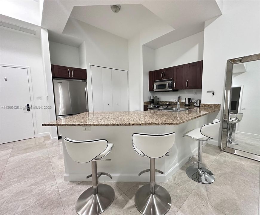 Recently Sold: $520,000 (2 beds, 2 baths, 1257 Square Feet)