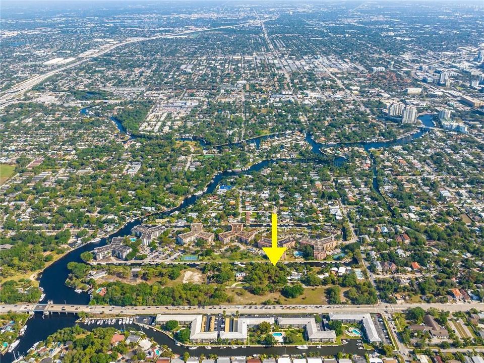 Под контрактом: $2,497,500 (0.44 acres)