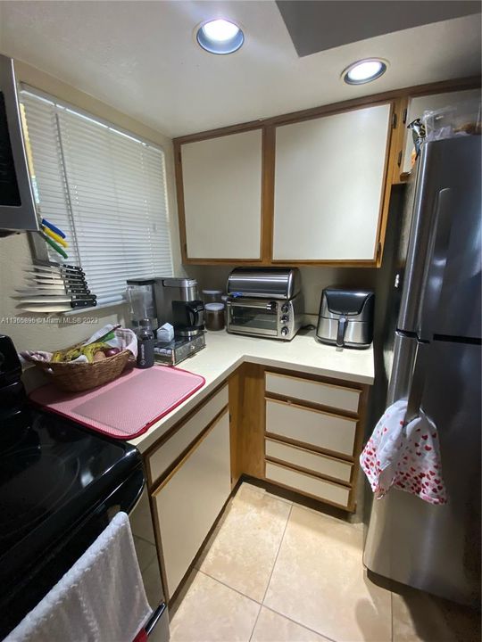 最近租的: $2,200 (2 贝兹, 2 浴室, 1105 平方英尺)